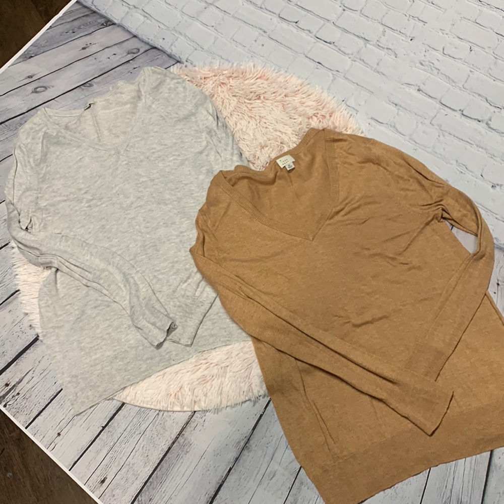 XL light weight sweater